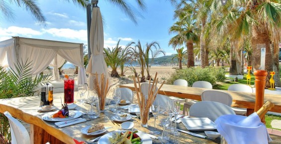 Auch wenn es am 1. Mai im Ushuaïa Ibiza Beach Hotel schon losgeht, die offizielle Eröffnungsparty ist am 30. Mai (Foto: Ushuaia Ibiza)