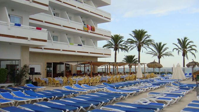 Ein Viertel weniger Buchungen für 4 Sterne-Hotels auf Ibiza - der Durchschnitt der Buchungen auf dem Preisvergleichsportal Check24 lag bei 3,4 Sternen. (Foto: Markus Burgdorf)
